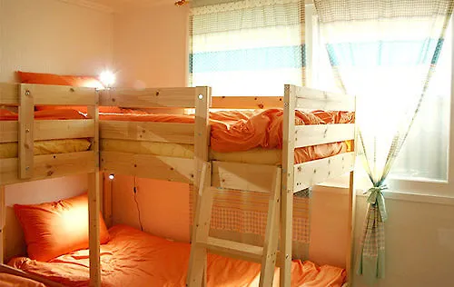 C.U.Bnb Guesthouse Seoul 2*,